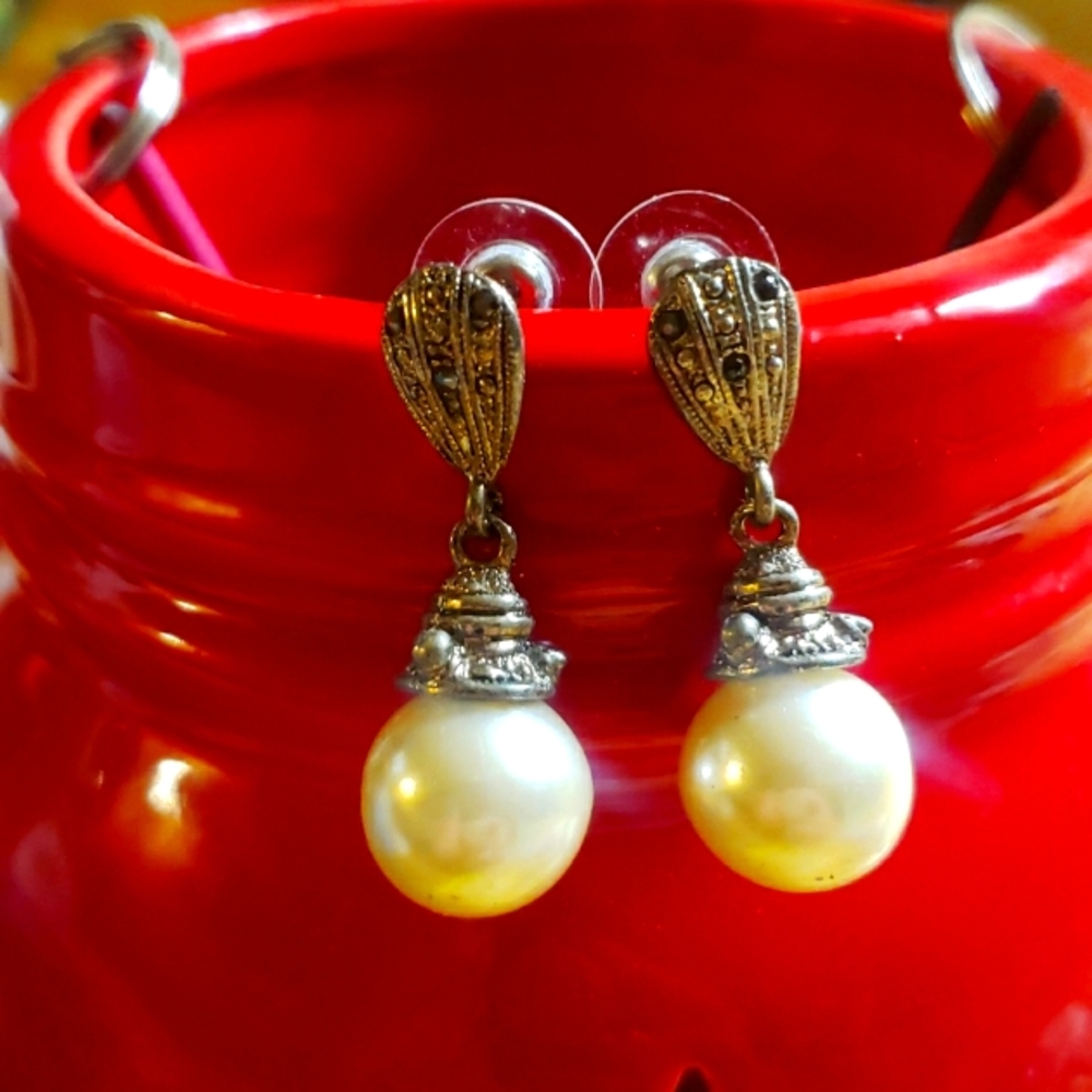 Vintage Sarah Covington earrings